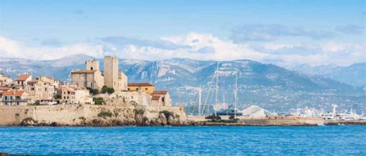 Pourquoi&#x20;installer&#x20;une&#x20;climatisation&#x20;dans&#x20;vos&#x20;locaux&#x20;professionnels&#x20;&#x00E0;&#x20;Nice&#x20;&#x3F;
