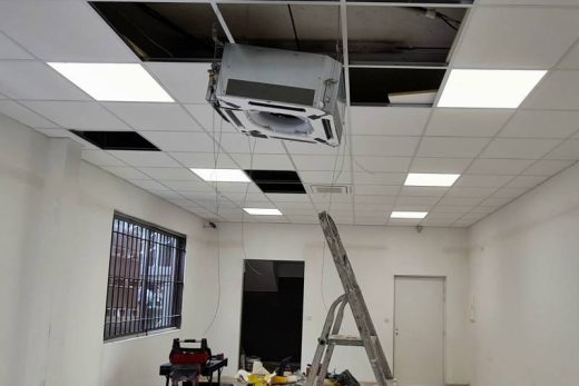 Installation d’une console double flux LG dans une maison de village à Saint Laurent du Var.