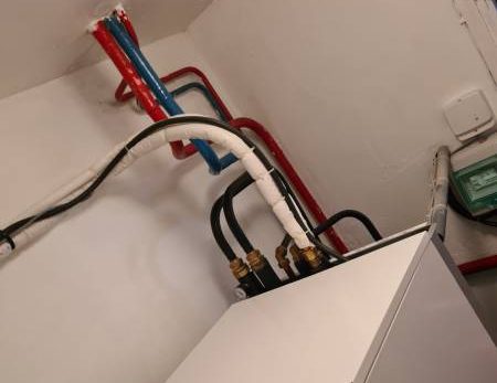 Vente et pose de pompe à chaleur air eau HITACHI YUTAKI S80 Combi à Saint Jeannet